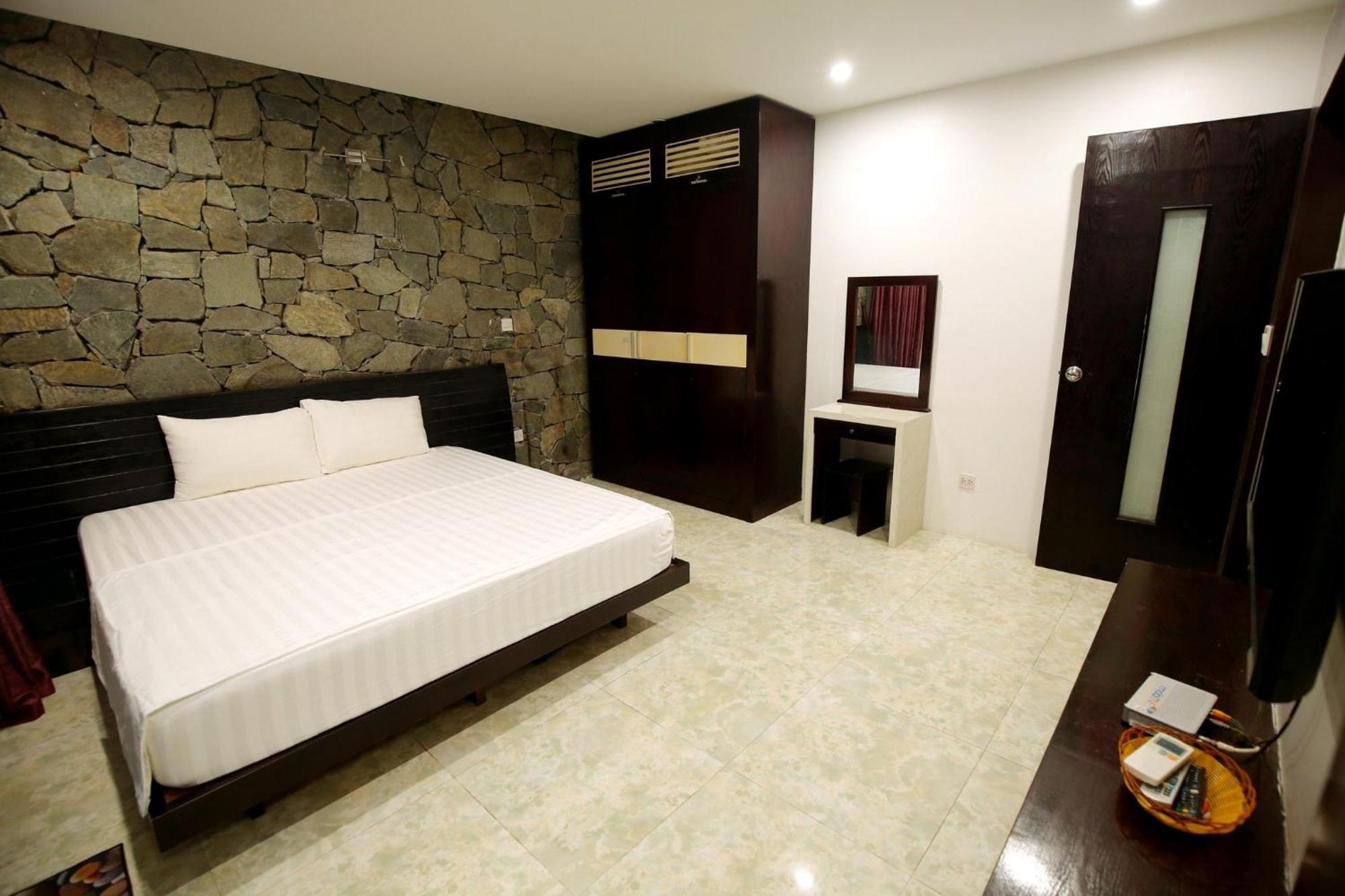 Villa Owner Tai Khu Nghi Duong Sinh Thai Dai Lai Resort Ngoc Quang Exterior photo